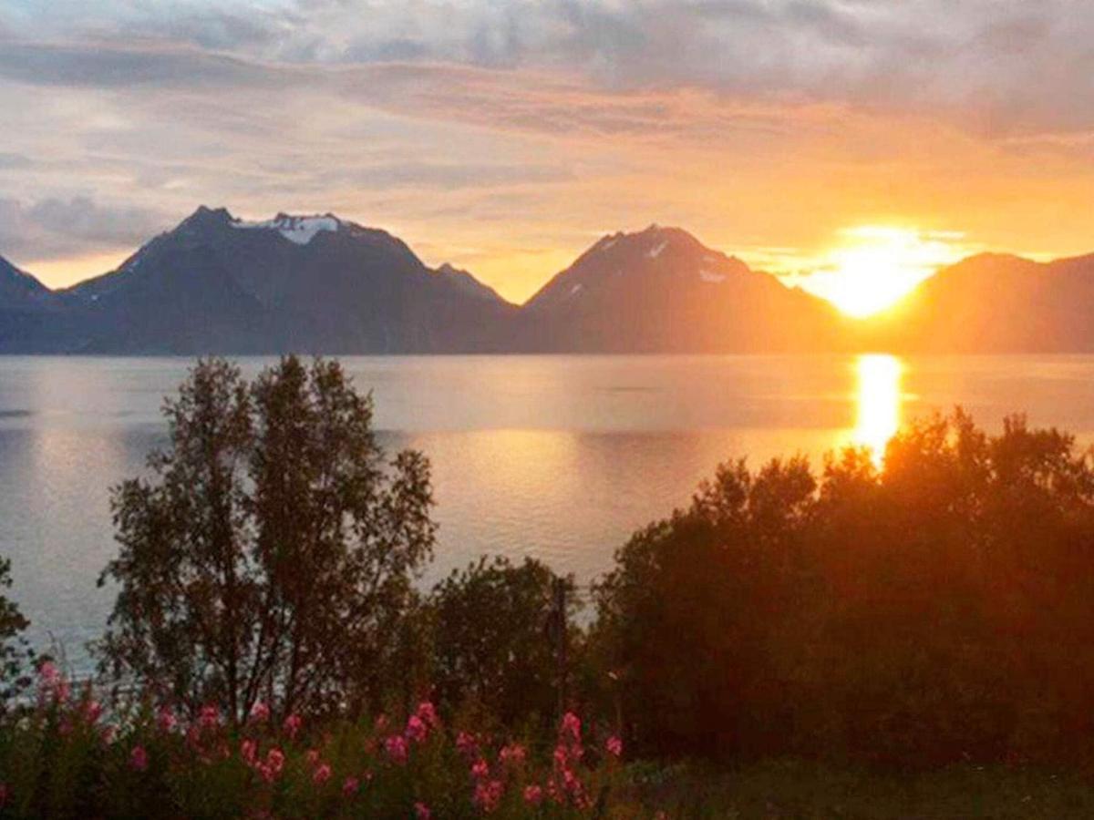 6 Person Holiday Home In Olderdalen Экстерьер фото